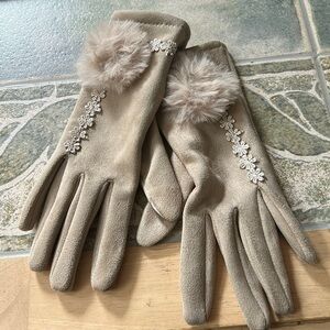 Polyester suede gloves